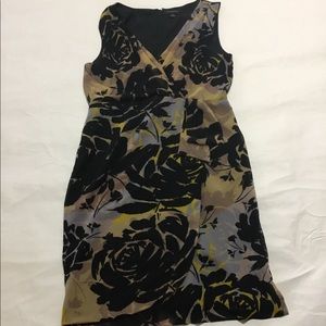 Banana Republic Spring & Summer Dress Size 10